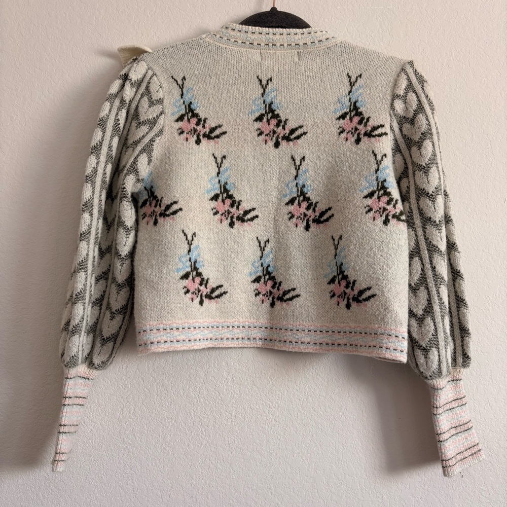 Cider- Floral Patterned Sweater with Ruffle Details- size Small - Picture 8 of 8